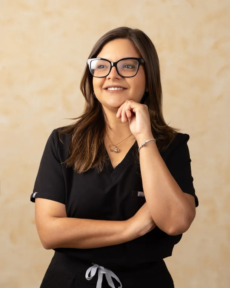 La Dra. Anet Heredia Choy, uróloga en Mexicali y Culiacán
